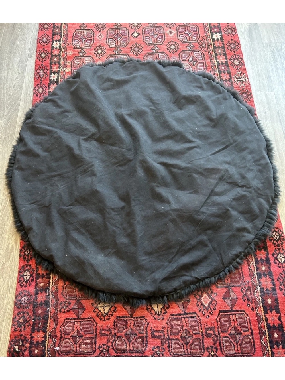 Vintage 1970’s Handmade Real Fur Patchwork Round Rug 50” Brown Black Lodge Decor - Picture 13 of 14